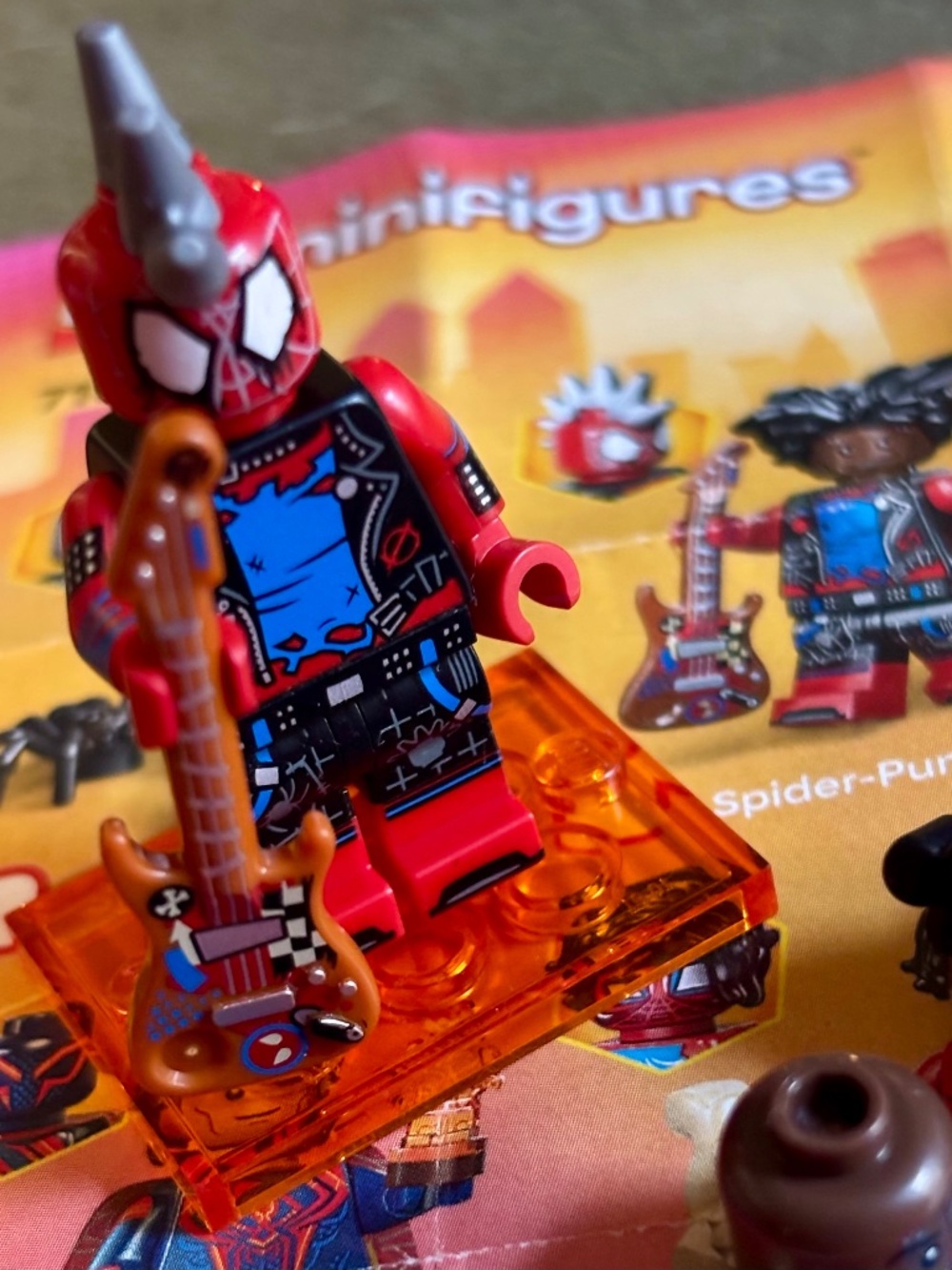 "Hobie Brown / Spider-Punk" colspi-2Spider-Man Across the Spider-Verse LIKE NEW!